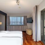 Parvekkeellinen Sviitti näkymillä Vanhaankaupunkiin