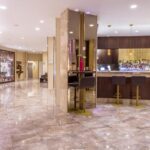 Kuva hotellin aulasta