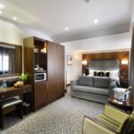 Deluxe Triple -huone