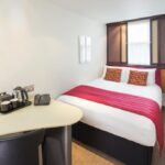 Standard Double -huone