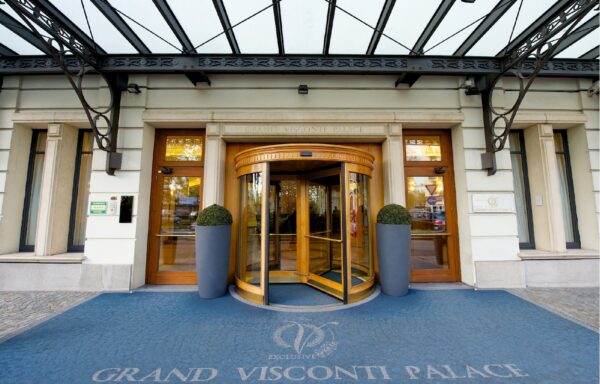 Grand Visconti Palace