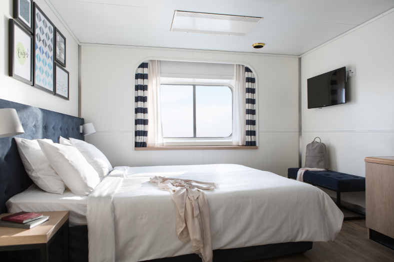 003-SiljaSerenade-Deluxe-hytti-meri