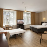 Perhehuone, Hestia Hotel Barons