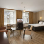 Perhehuone, Hestia Hotel Barons