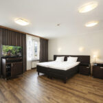 Perhehuone, HestiaHotel Barons