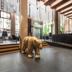 Karhu toivottaa tervetulleeksi Mövenpick Hotel Tallinnaan