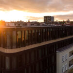 Ulkokuva hotellista auringon laskiessa, Mövenpick Hotel Tallinn