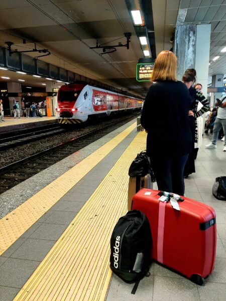 Malpensa Expressillä lentokentältä keskusrautatieasemalle