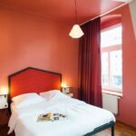 2 hengen huone kylpyhuoneella