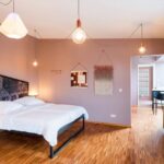 Huoneisto keittiöllä