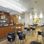 Central Park Hotel - Baari