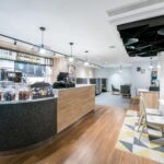 Holiday Inn Kensington High Street - Hotellin kahvila