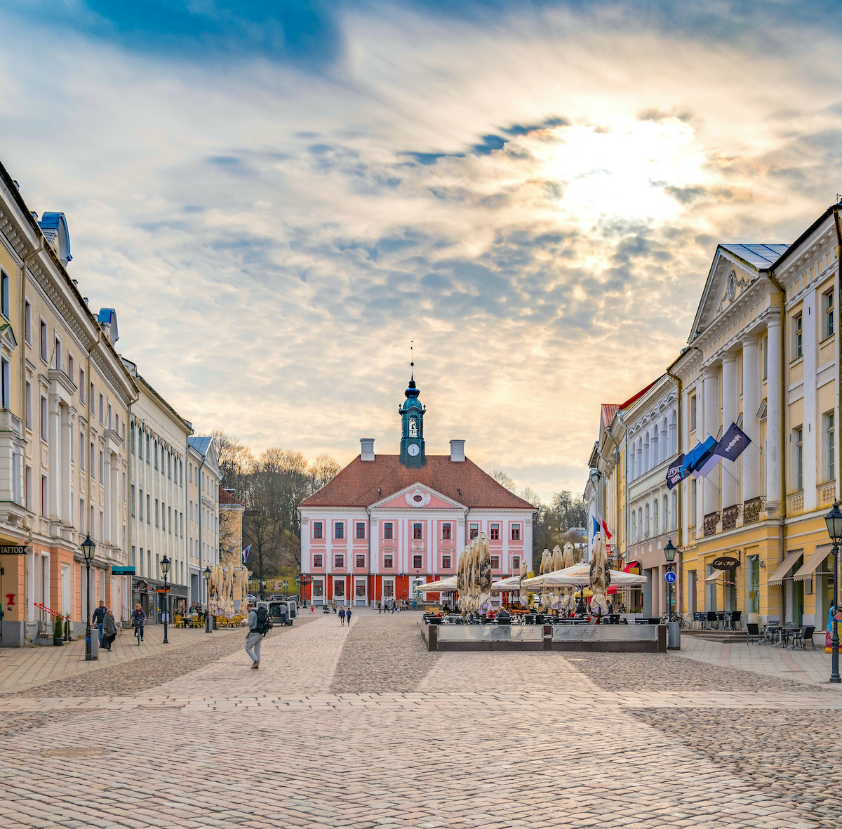 Das Rathaus von Tartu in Estland
