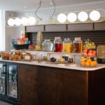 Nam... aamiaisella päivä käyntiin