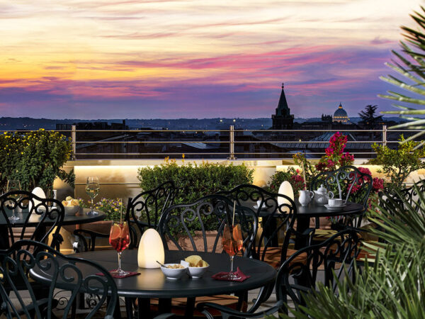 Marcella Royal Hotel - Rooftop Garden