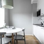 1 makuuhuoneen huoneisto terassilla