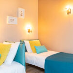 Yläkerran erilliset vuoteet