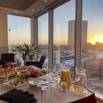 Sauna-rentoutumisalueelle tilattuja tarjoiluja