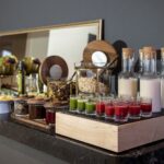 Aamiaisbuffetin tarjontaa, Nunne Boutique Hotel