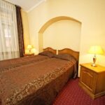 Standard Twin, Monte Kristo