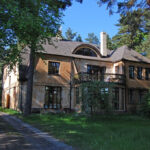 Huvila-alue, Mezaparks, Riika