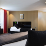 Kolmen hengen Deluxe-huone, Hotel Le Chat Noir