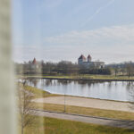 Piispanlinna meren äärellä